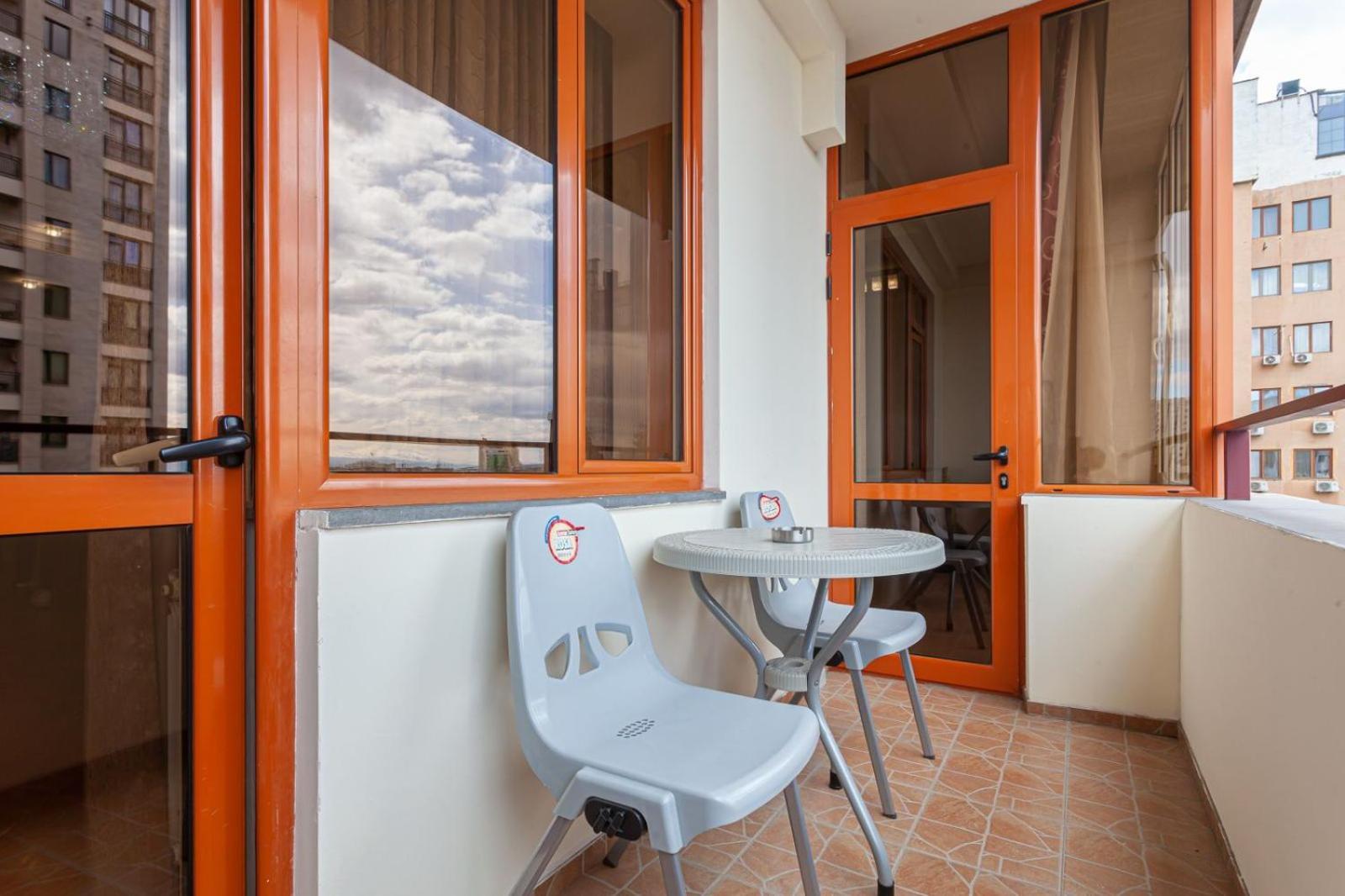 Stay Inn Apartments At Buzand 13 Street Yerevan Exterior photo